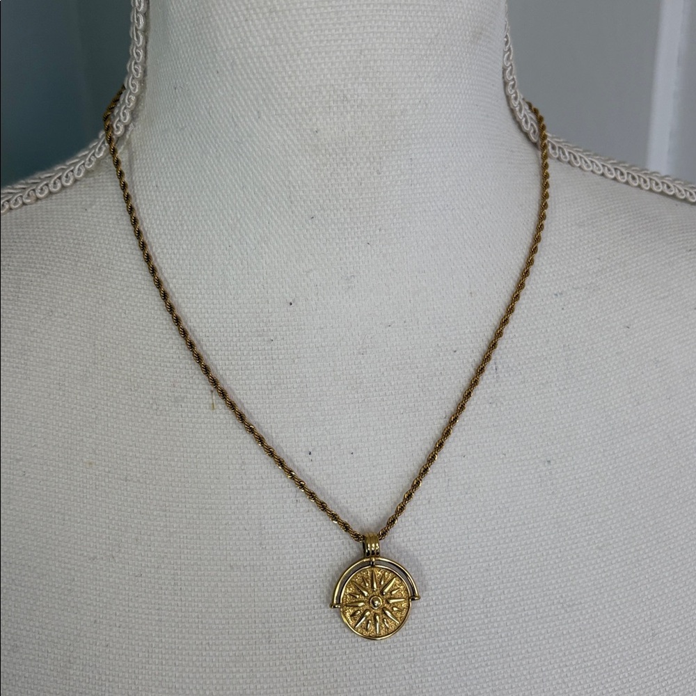Radiant Gold Sunburst Pendant Necklace